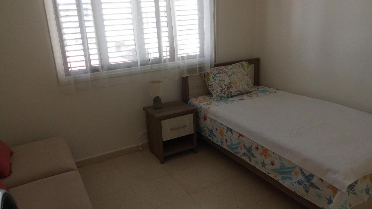 2 Bedroom Apartment In Makenzi Larnaca Dış mekan fotoğraf